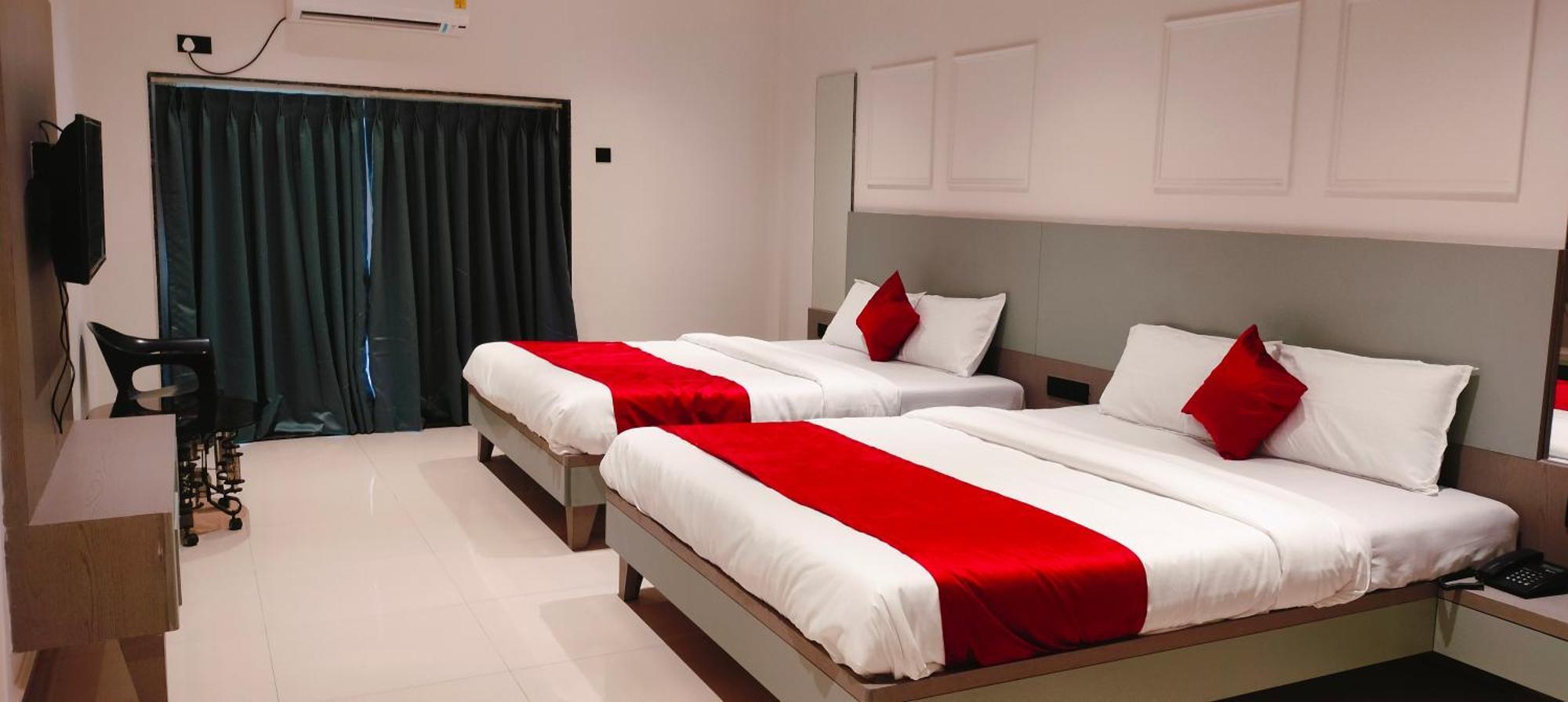 Golden Resort Igatpuri Ngoại thất bức ảnh
