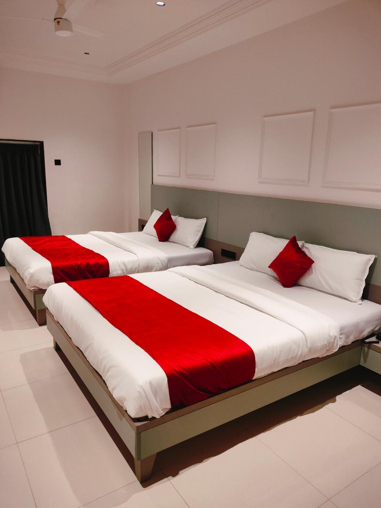 Golden Resort Igatpuri Ngoại thất bức ảnh