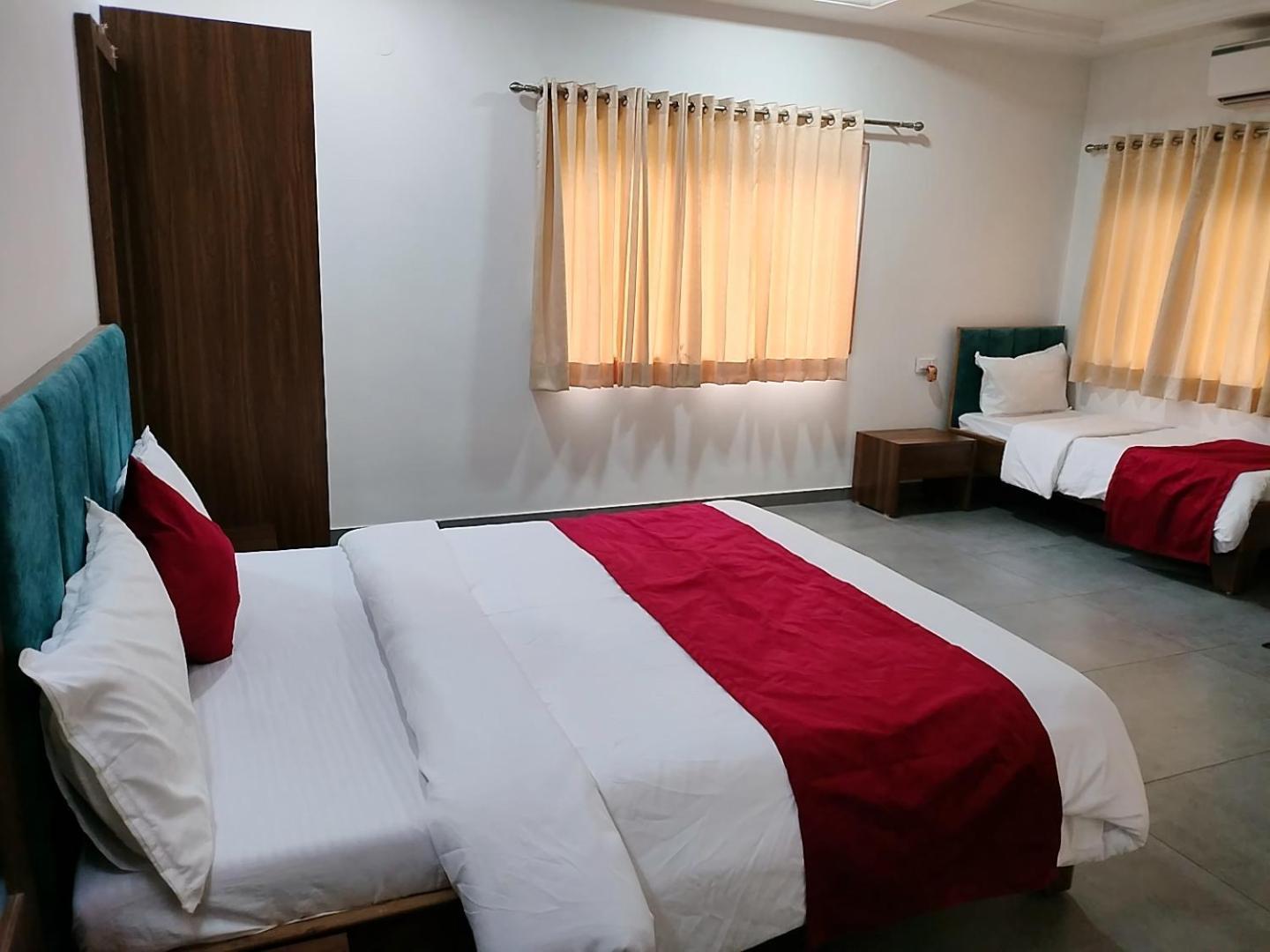 Golden Resort Igatpuri Ngoại thất bức ảnh