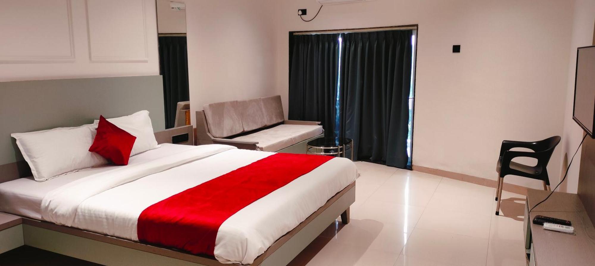 Golden Resort Igatpuri Ngoại thất bức ảnh