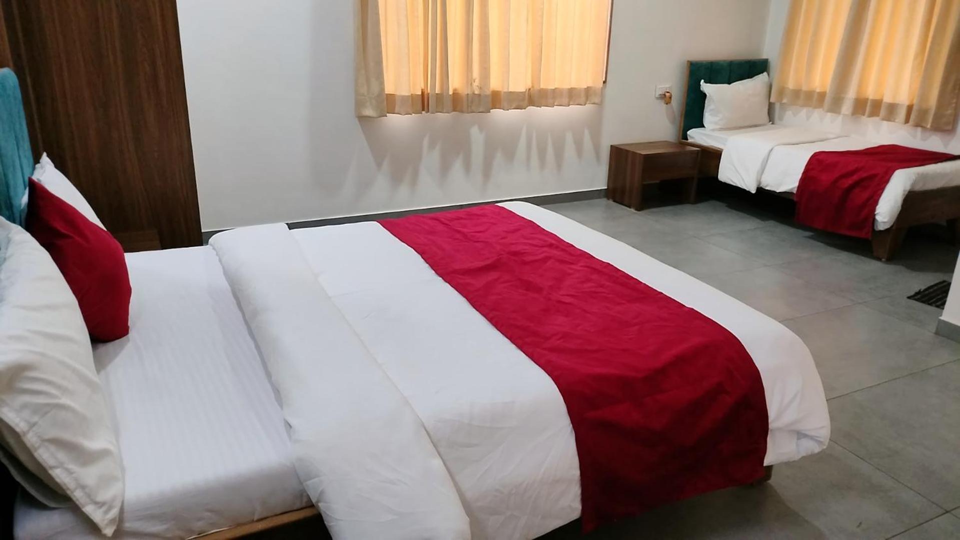 Golden Resort Igatpuri Ngoại thất bức ảnh