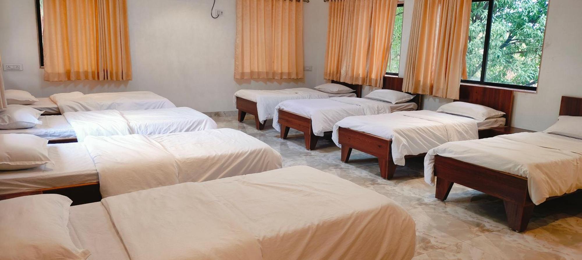 Golden Resort Igatpuri Ngoại thất bức ảnh
